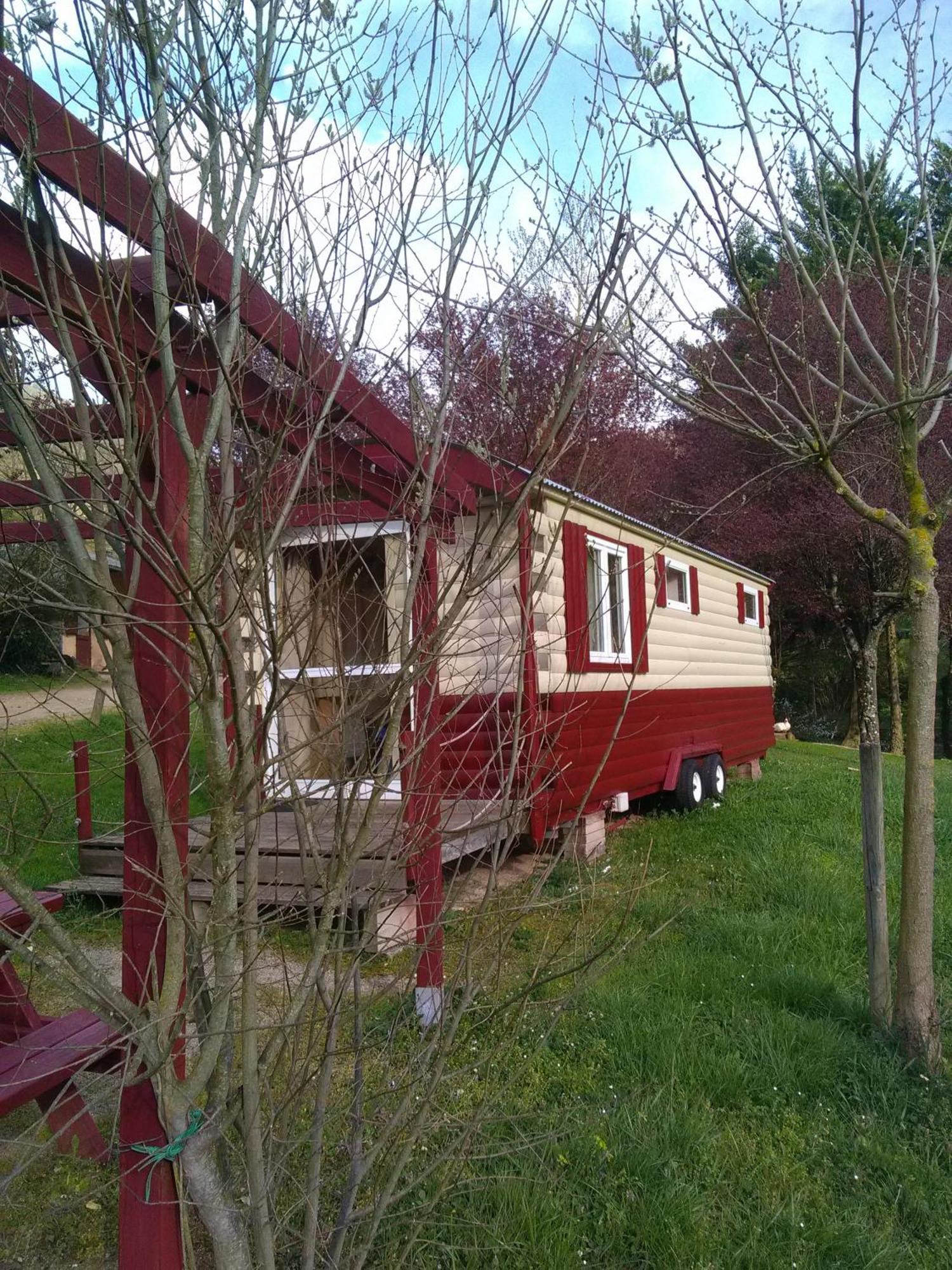 La Fregiere Chalets Clairvaux-d'Aveyron Exterior foto
