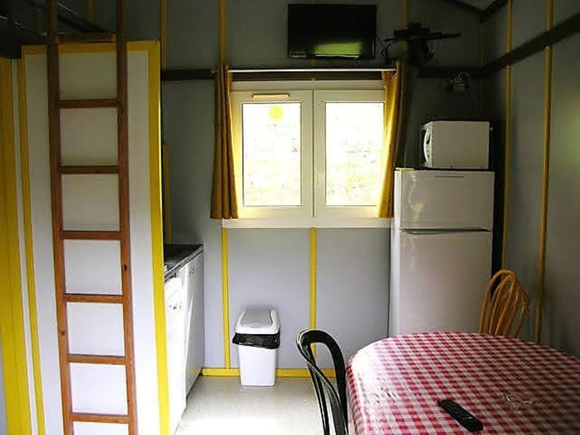 La Fregiere Chalets Clairvaux-d'Aveyron Exterior foto