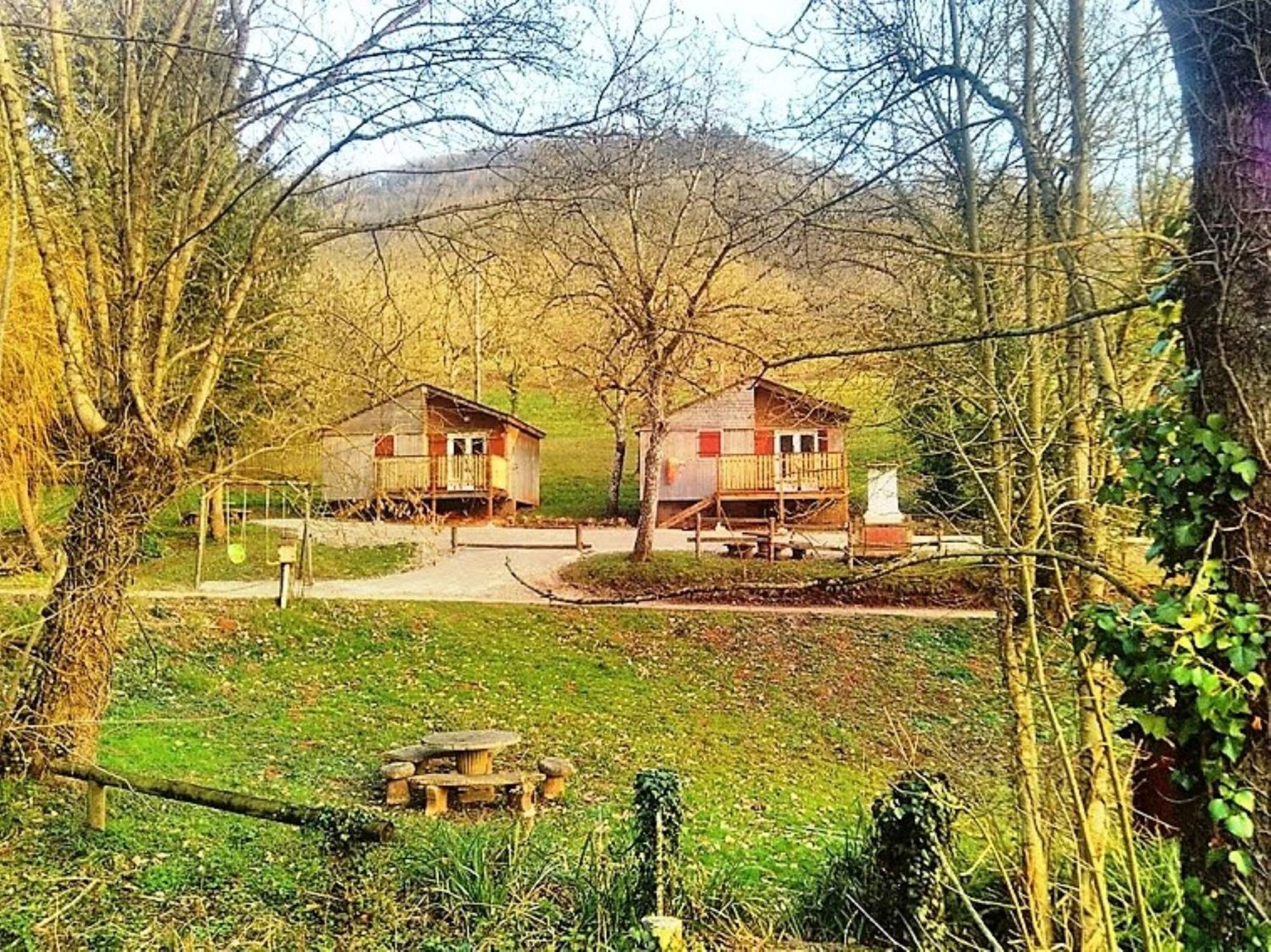 La Fregiere Chalets Clairvaux-d'Aveyron Exterior foto